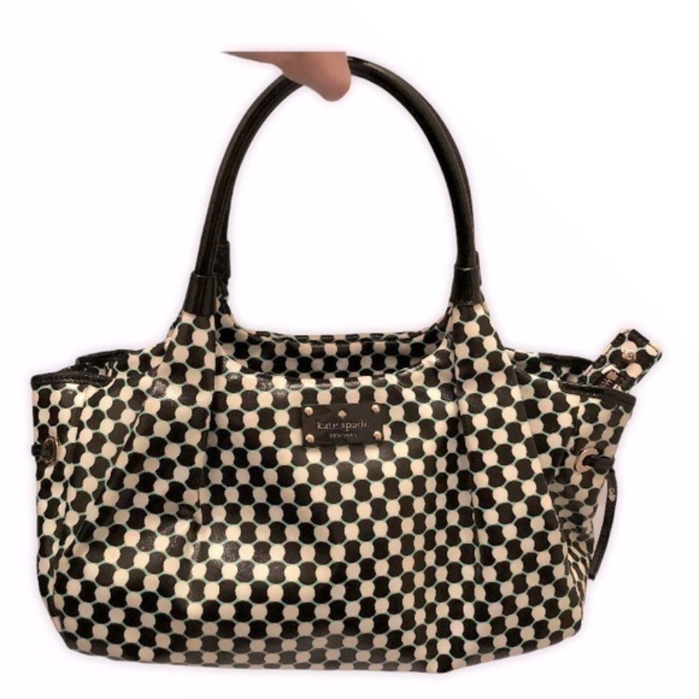 Kate spade black white patent leather Stevie bag